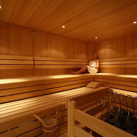 Hotel Banyan 4*